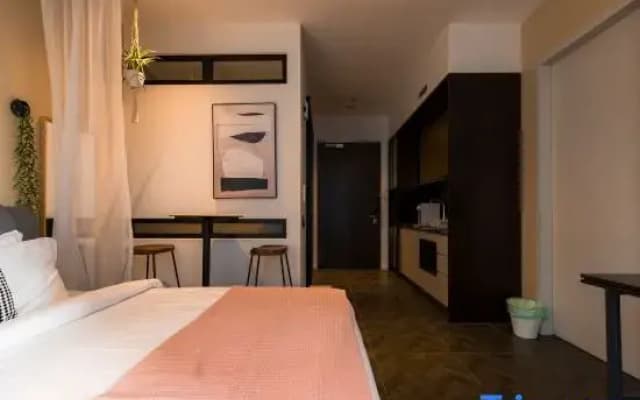 Scarletz KLCC @ Apartments By Gravity 【6mins Kuala Lumpur Tower（KL Tower） + Rooftop Infnity pool】 - photo 3