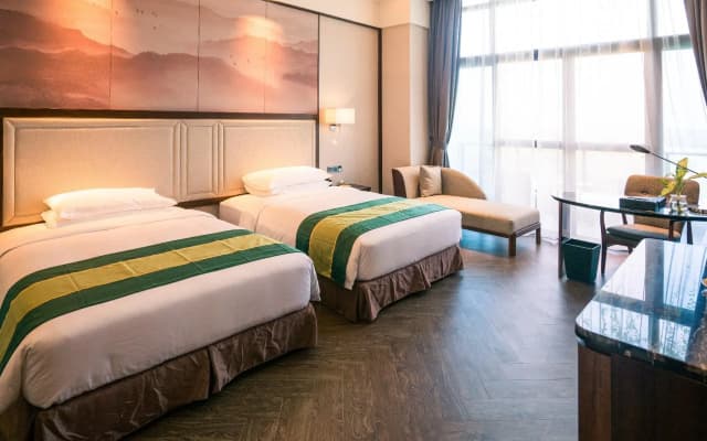 Forest City Golf Hotel - photo 5