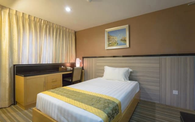 Hallmark Hotel Leisure - photo 2