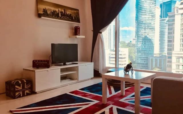 KLCC Soho Suite by SYNC - photo 3