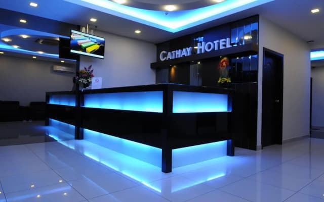 Cathay Hotel - photo 2
