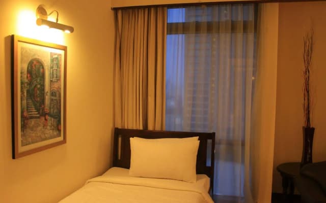 Royal Service Suites at Times Square - photo 5