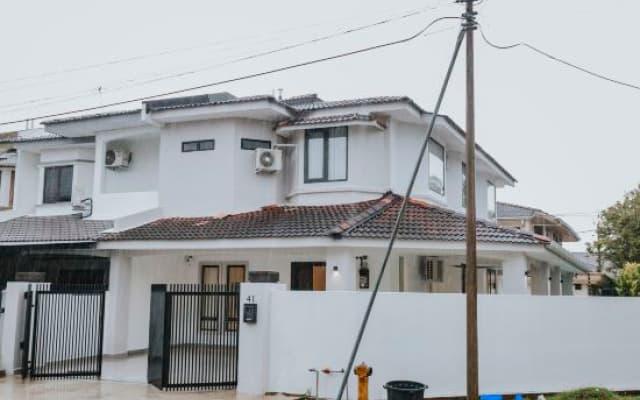 Ipoh Muji Retreat with pool by Verve - photo 2