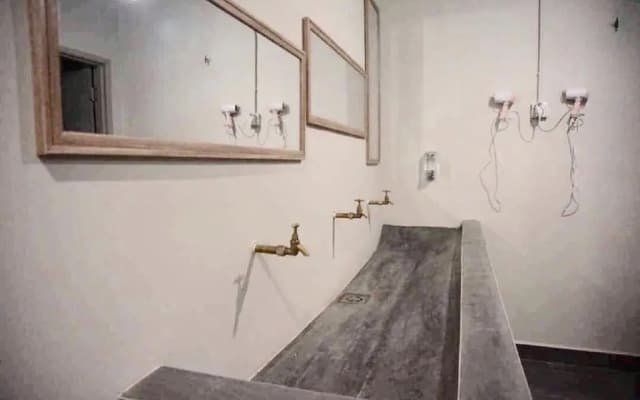 1992 Capsule Hotel - Hostel - photo 4