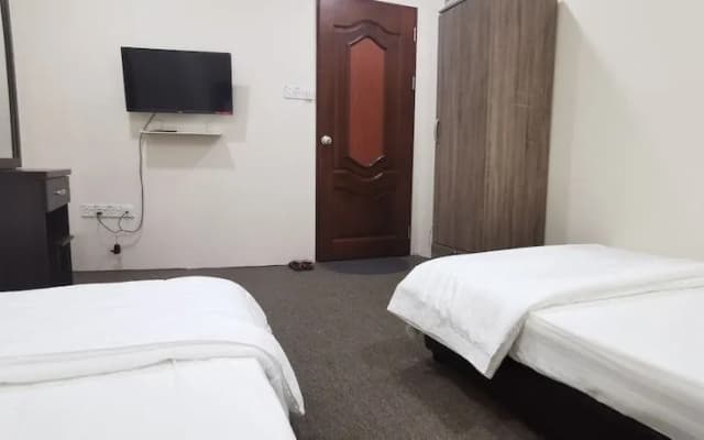 90372 Greybirds Hostel - photo 5
