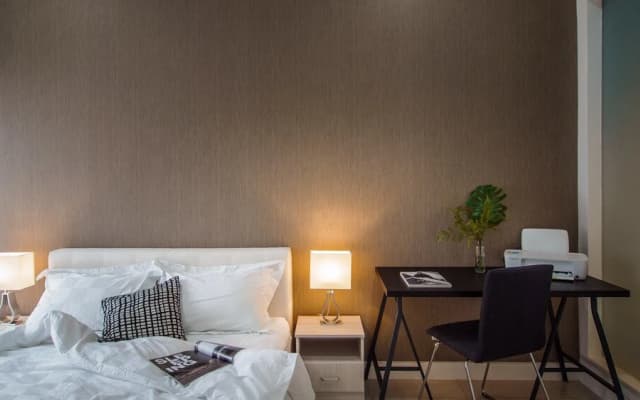 Dashing 1BR Next To Surian MRT - photo 2
