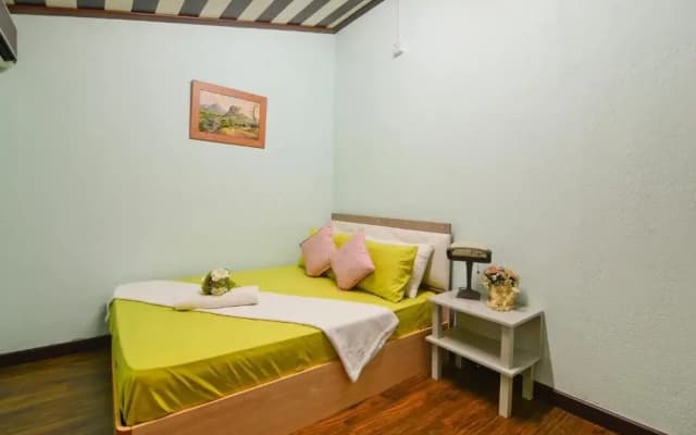 Courtyard Homestay - photo 4