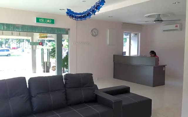First Guest House - photo 2