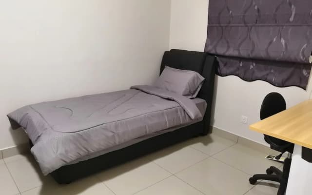 Univ 360 Cozy Apartment with Pool View - photo 2