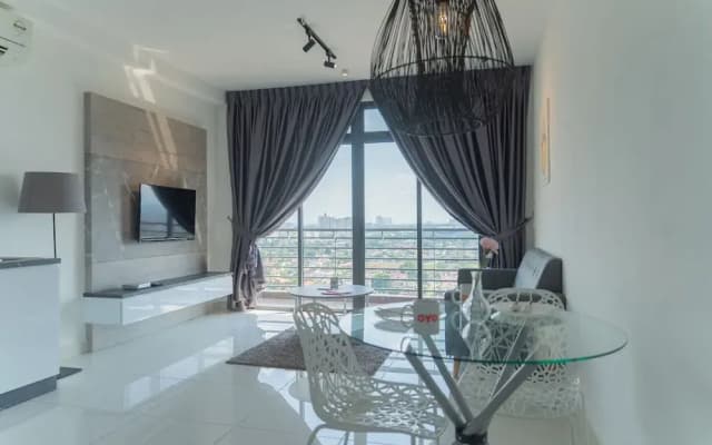 OYO Home 43995 Premium 3br 1tebrau - photo 2