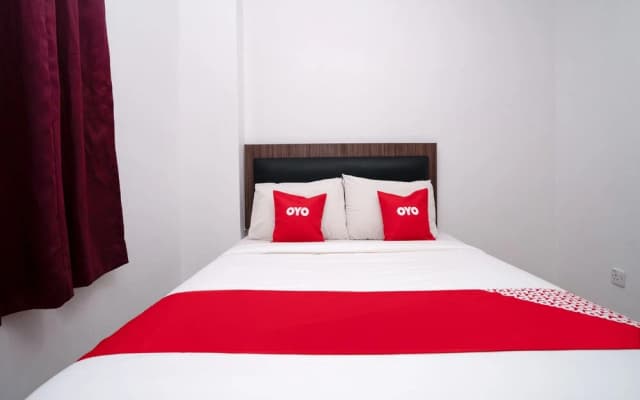 VRM Hotel by OYO Rooms - photo 4