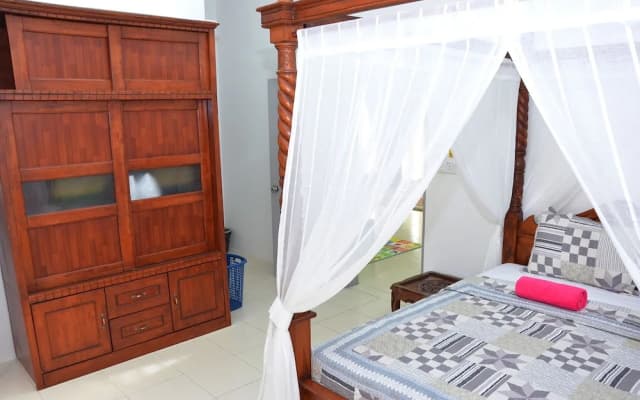 Nur Banglo Homestay Port Dickson - photo 3