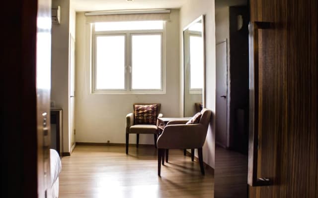 Lusso Suite Island Plaza - photo 4
