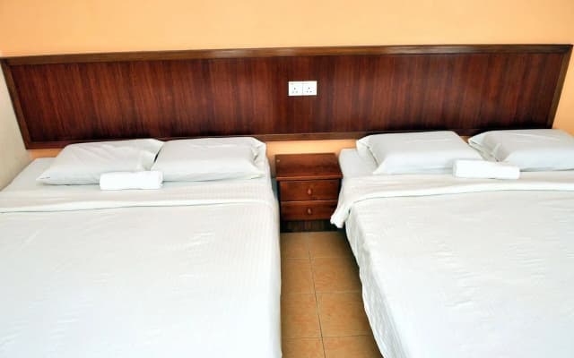 King's Hotel Kuantan - photo 5