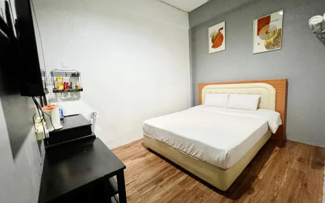 Sp Golden Star Hotel - photo 2