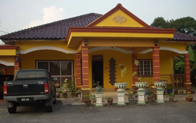 Homestay Pachitan - photo 2