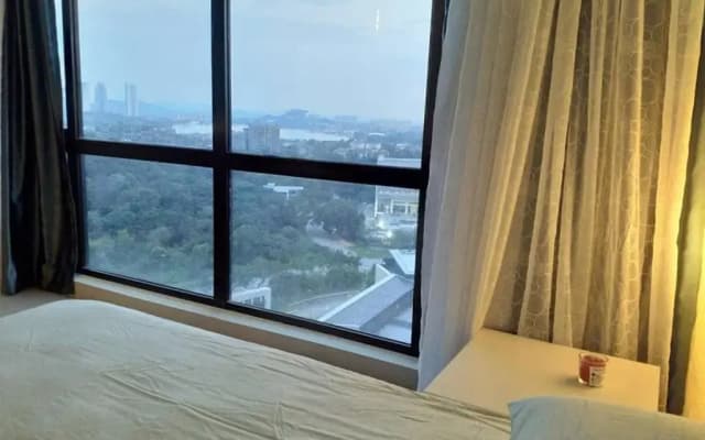 HB1614 ,Cyberjaya, Lake view, WiFi, Netflix, Free Parking, Gym, Swimming Pool, Basket Ball Court, Family play area - photo 2