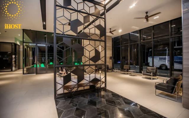 Expressionz Professional Suites by Ben - photo 2