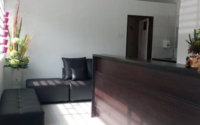 Sam Jade Guest House - photo 2