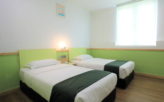 Jsia Hotel - photo 2