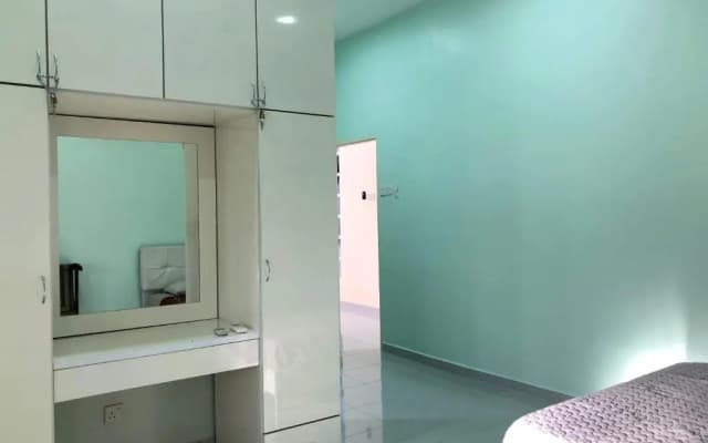 Family Homestay - photo 2