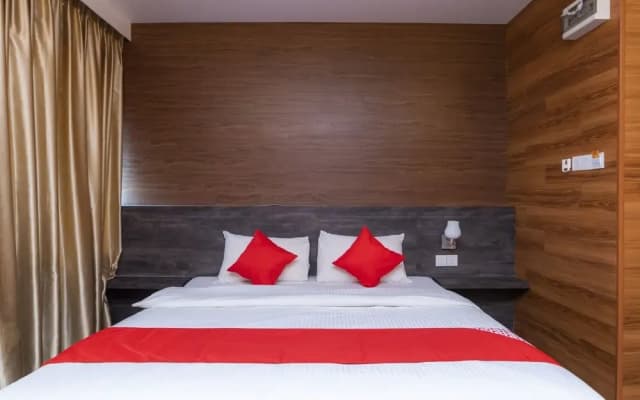 Zen Zeng Hotel - photo 2