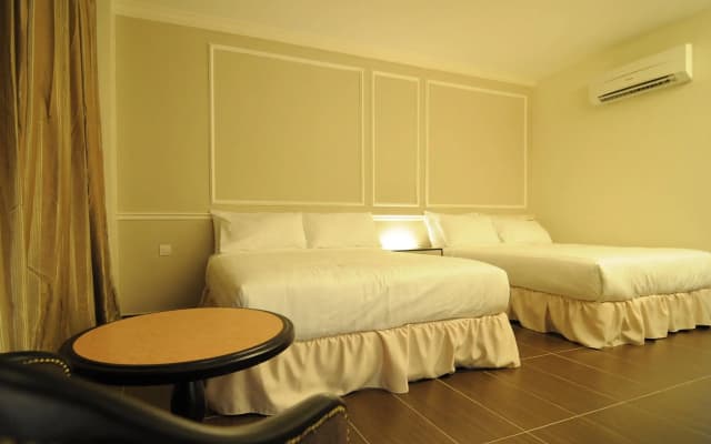 Luscious Hotel - photo 5