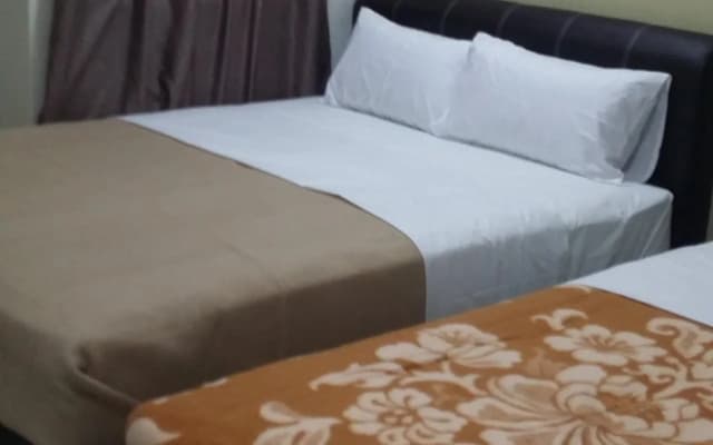 Stephanie Hotel - photo 4