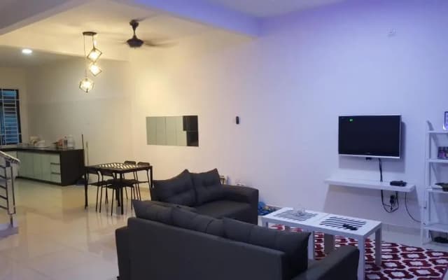 F.A Guesthouse Pasir Gudang - photo 3