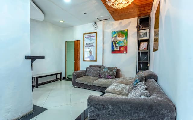 OYO 43960 Laksamana Executive & Boutique Hotel - photo 2