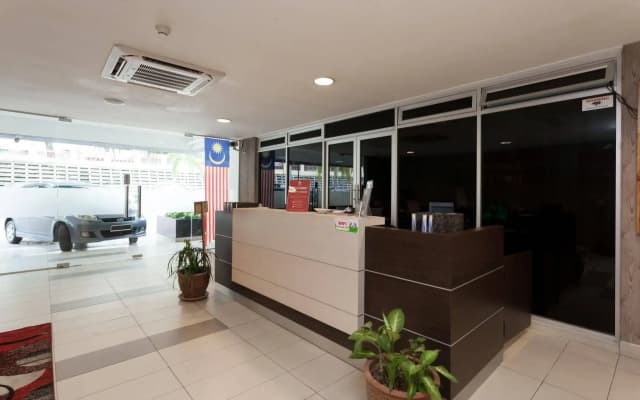 ZEN Rooms Bukit Jalil - photo 2