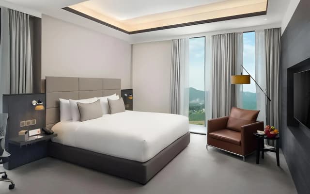 G Hotel Kelawai - photo 3