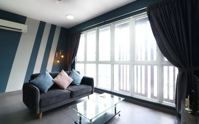 Victoria Home Sentrio Suites - photo 3