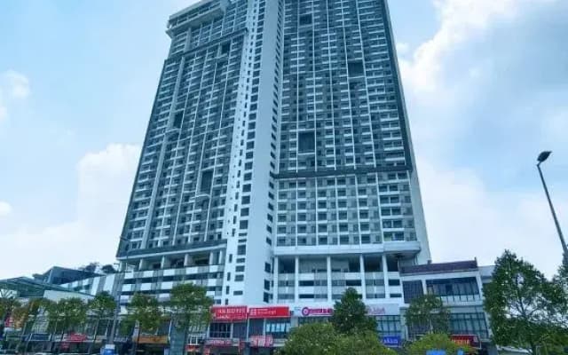 #CS6, Lovely Cybersquare Ensuite with Skyline View - photo 3