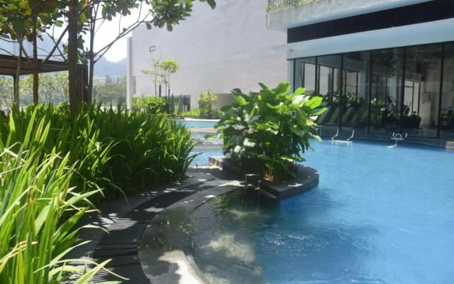 Pool View Cozy Home 6pax Midhill Genting 1013 Free WiFi - photo 3