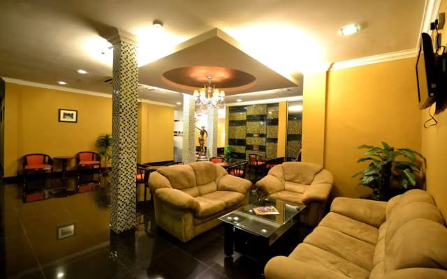 Hotel Rae Bukit Bintang - photo 2
