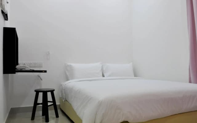 YY48 Hotel - photo 2