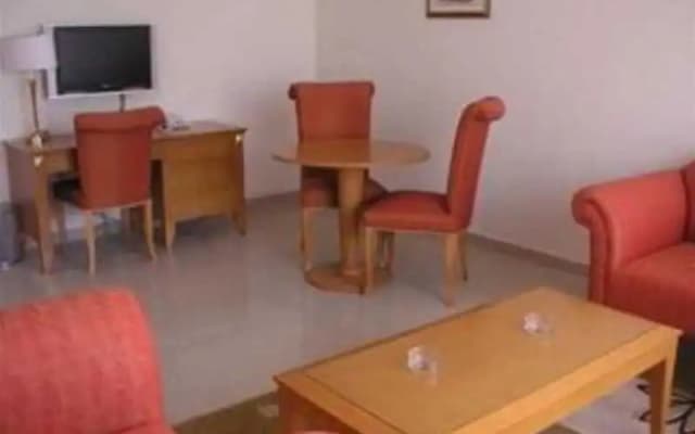 Se Hotel 2 - photo 2