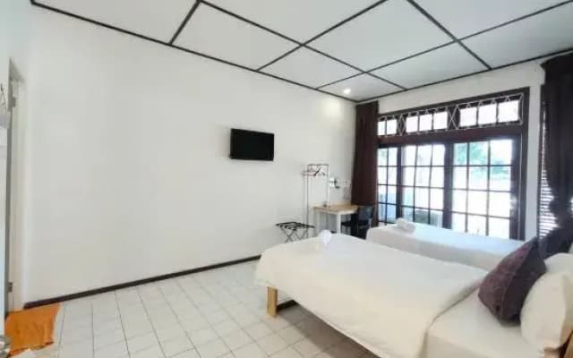 Natol Homestay - Venice (Samajaya Tabuan Tranquility Township) - photo 5