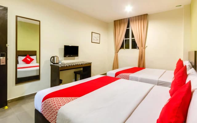OYO 89948 Hotel Masai Utama - photo 3