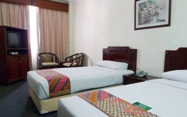 The Lanai Beach Resort - photo 3