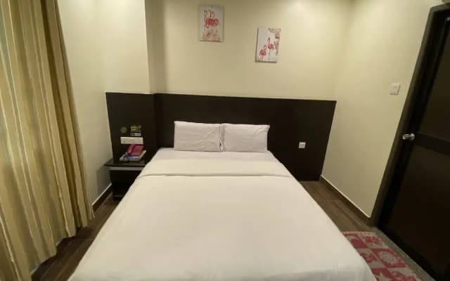 OYO 89775 98inn - photo 4