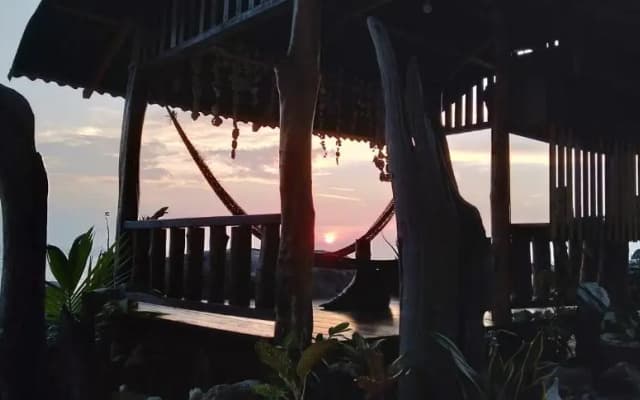 Beach House - photo 2