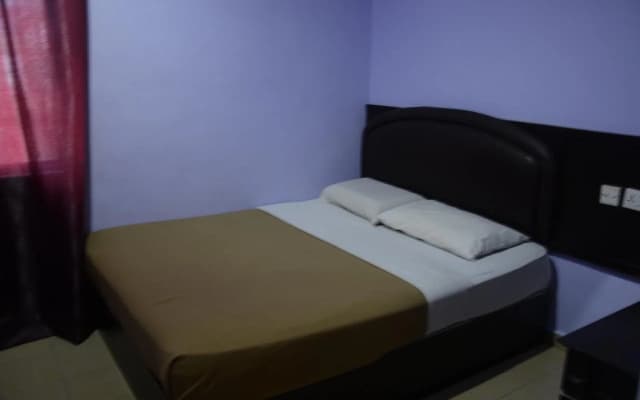 Uni Garden Hotel - photo 3