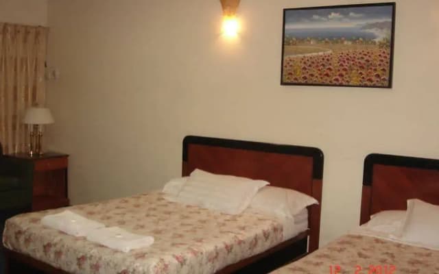 Angsoka Hotel - photo 2