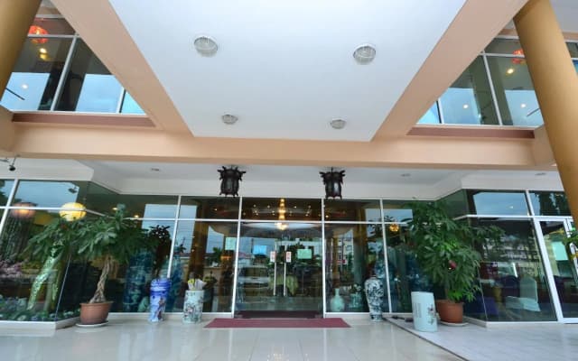 Lanvin Hotel - photo 2