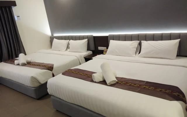 MQ Hotel - photo 4