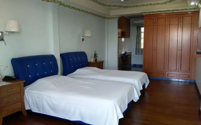 Ben & Roz Inn - photo 3