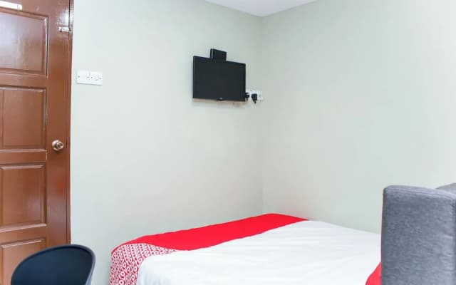 Hotel O Prima Saujana Budget Hotel - photo 4