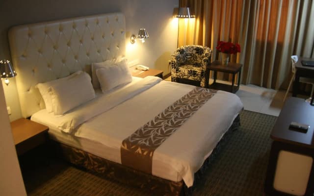 Ritz Garden Hotel Manjung - photo 4